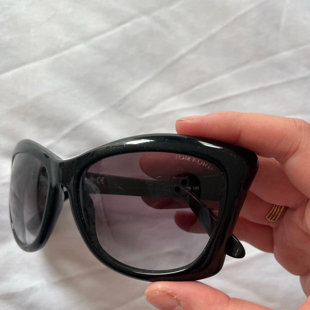 Tom Ford Black Oversized Cat-Eye Sunglasses